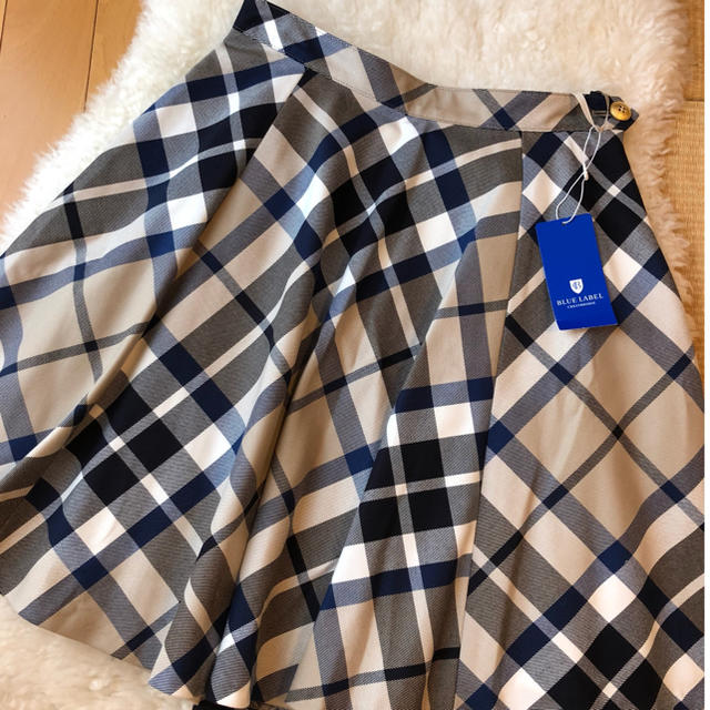 BURBERRY BLUE LABEL(バーバリーブルーレーベル)の約2.5万超美品タグ付きバーバリーブルーレーベル上質コットンスカート♫ レディースのスカート(ひざ丈スカート)の商品写真