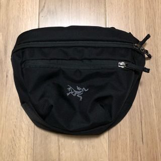 アークテリクス(ARC'TERYX)のアークテリクス マカ2 ブラック 美品(ボディバッグ/ウエストポーチ)