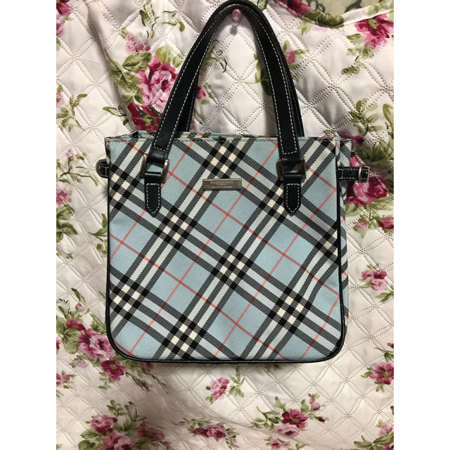 BURBERRY BLUE LABEL(バーバリーブルーレーベル)のみぃちゃんさん様専用  Burberry  カバン レディースのバッグ(ハンドバッグ)の商品写真