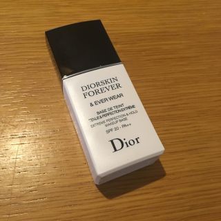 ディオール(Dior)のディオールスキン　フォーエヴァー&エヴァーベース　(化粧下地)