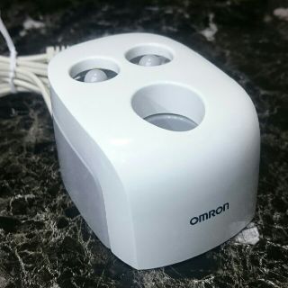 オムロン【omron】充電器　(マッサージ機)