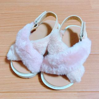 ザラキッズ(ZARA KIDS)のzarababy ファーサンダル(サンダル)