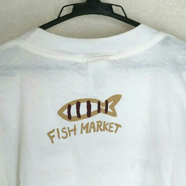 RDS  Fish Market魚模様Tシャツ 半額6/15まで レディースのトップス(Tシャツ(半袖/袖なし))の商品写真