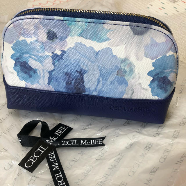 CECIL McBEE(セシルマクビー)のセシルマクビー 花柄ポーチ 新品 レディースのファッション小物(ポーチ)の商品写真