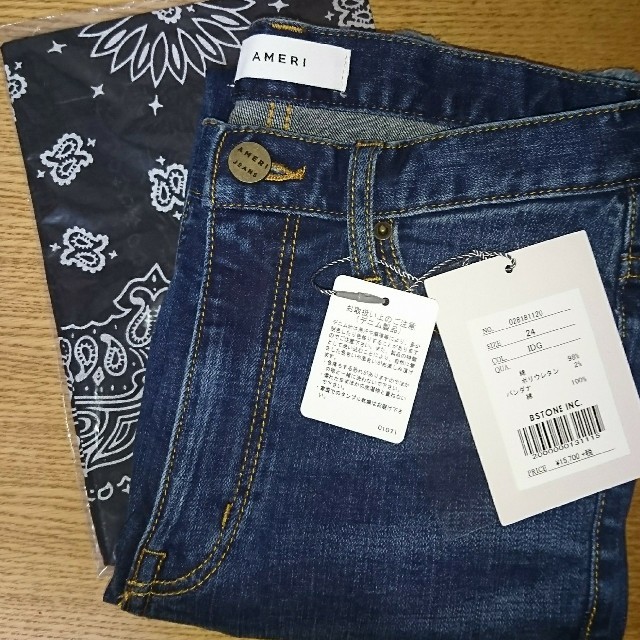 Ameri VINTAGE(アメリヴィンテージ)のSKINNY DENIM WITH BANDANA アメリヴィンテージ レディースのパンツ(デニム/ジーンズ)の商品写真