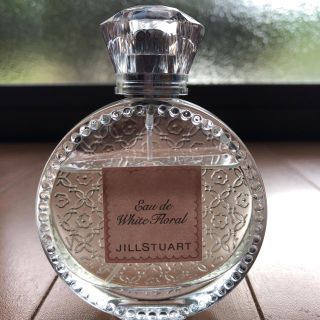 ジルスチュアート(JILLSTUART)のJILLSTUART リラックス オード ホワイトフローラル(香水(女性用))