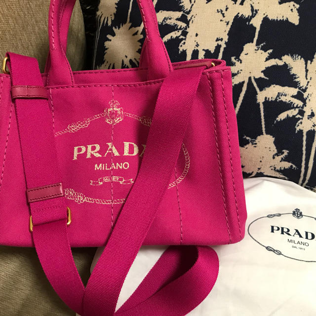 PRADA❁カナパSサイズ