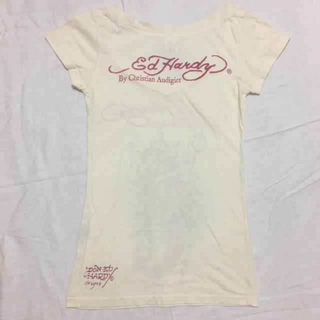 Ed Hardy(エドハーディー)のエドハーディー 小さめ Tシャツ レディースのトップス(Tシャツ(半袖/袖なし))の商品写真