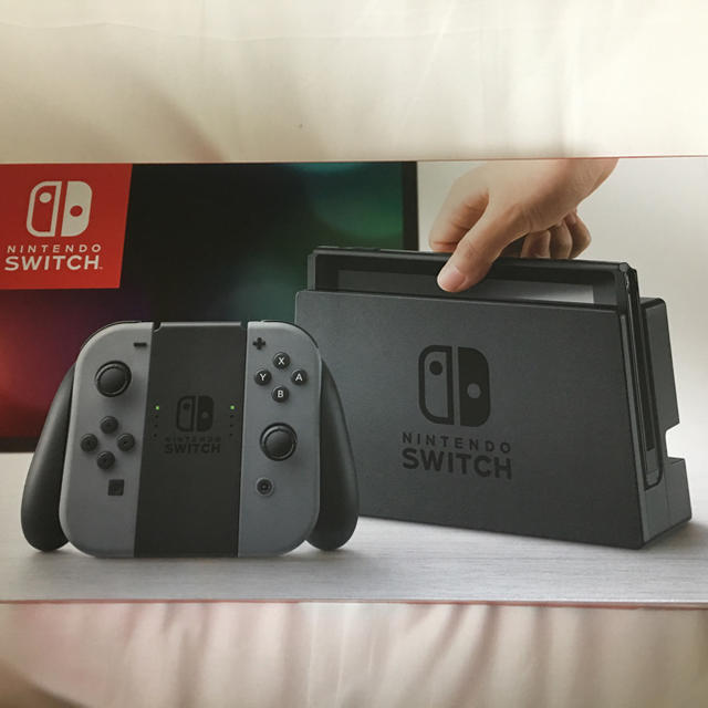 Nintendo Switch(ニンテンドースイッチ)のSwitch 本体 グレー エンタメ/ホビーのゲームソフト/ゲーム機本体(家庭用ゲーム機本体)の商品写真