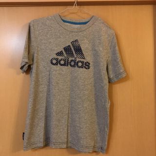 アディダス(adidas)のアディダス adidas Tシャツ(Tシャツ/カットソー(半袖/袖なし))