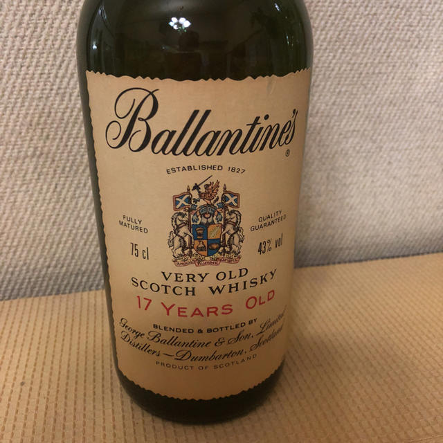 BALLANTYNE CASHMERE(バランタインカシミヤ)のバランタイン 17年 スコッチウイスキー 食品/飲料/酒の酒(ウイスキー)の商品写真
