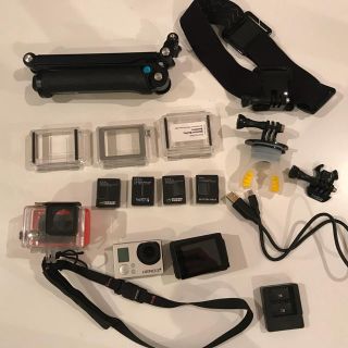 ゴープロ(GoPro)の【値下げ！】gopro hero3＋ silver 液晶モニターセット(ビデオカメラ)