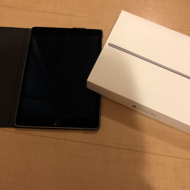 PC/タブレットipad air2 32G イヤホン iPadカバー