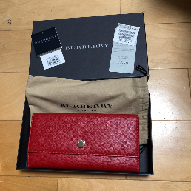 BURBERRY(バーバリー)のまい様専用 レディースのファッション小物(財布)の商品写真