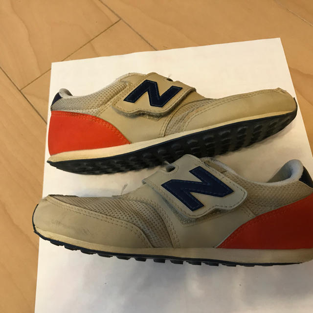 New Balance(ニューバランス)のニューバランス  620  ✳︎20.5 センチ 中古品 キッズ/ベビー/マタニティのキッズ靴/シューズ(15cm~)(スニーカー)の商品写真