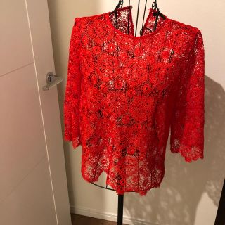 ザラ(ZARA)の再値下げ★ZARAトップス☆美品(カットソー(半袖/袖なし))