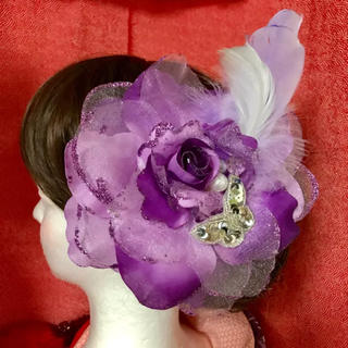 紫のバラの髪飾り(ヘアアクセサリー)