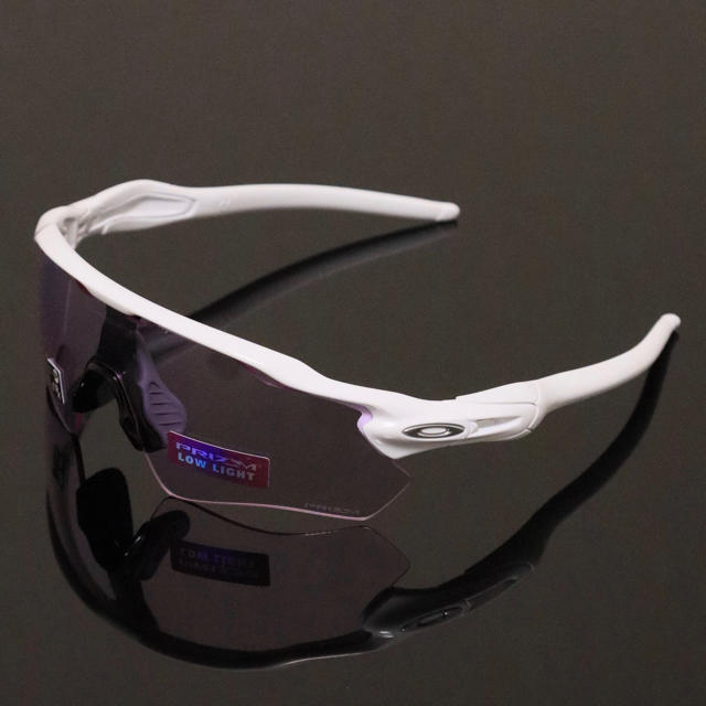 Oakley(オークリー)の【プリズムローライト】レーダーEVパス スポーツ/アウトドアの自転車(その他)の商品写真