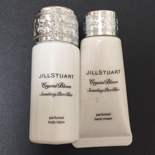 ジルスチュアート(JILLSTUART)のジルスチュアート クリスタルブルーム サムシングピュアブルーボディハンドクリーム(ハンドクリーム)