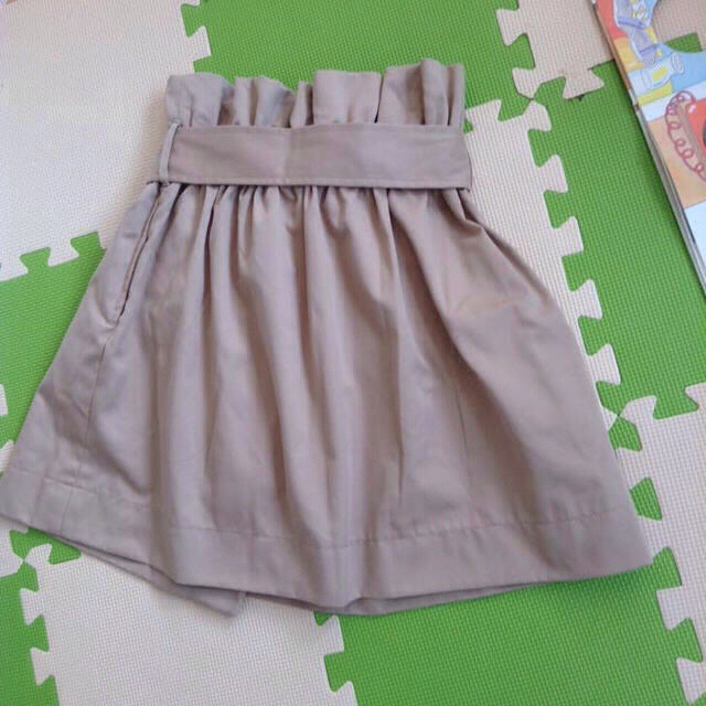one after another NICE CLAUP(ワンアフターアナザーナイスクラップ)の最安値NICE CLAUPスカート 美品 レディースのスカート(ミニスカート)の商品写真