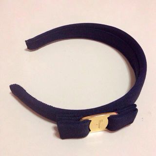 フェラガモ(Ferragamo)の♡まあチャン様専用♡(カチューシャ)