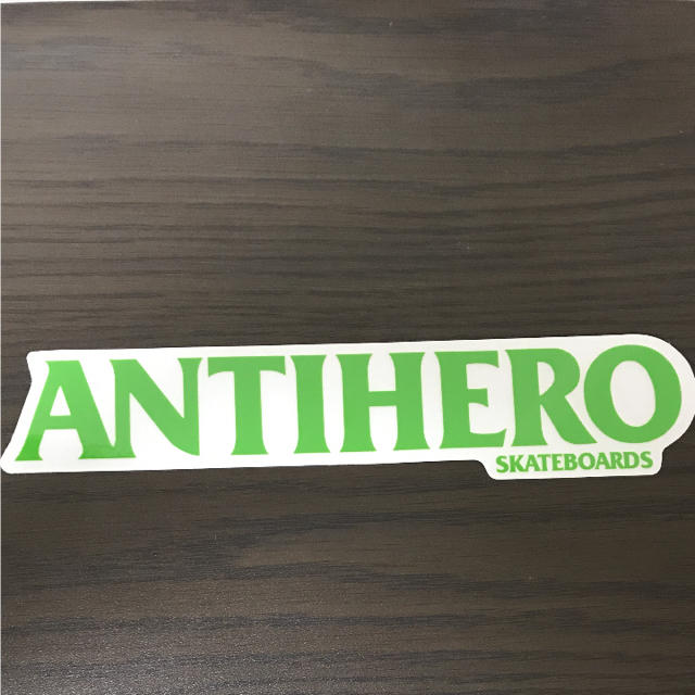 ANTIHERO(アンチヒーロー)の【縦4.2cm横22.2cm】ANTI  HERO  ステッカー 自動車/バイクのバイク(ステッカー)の商品写真
