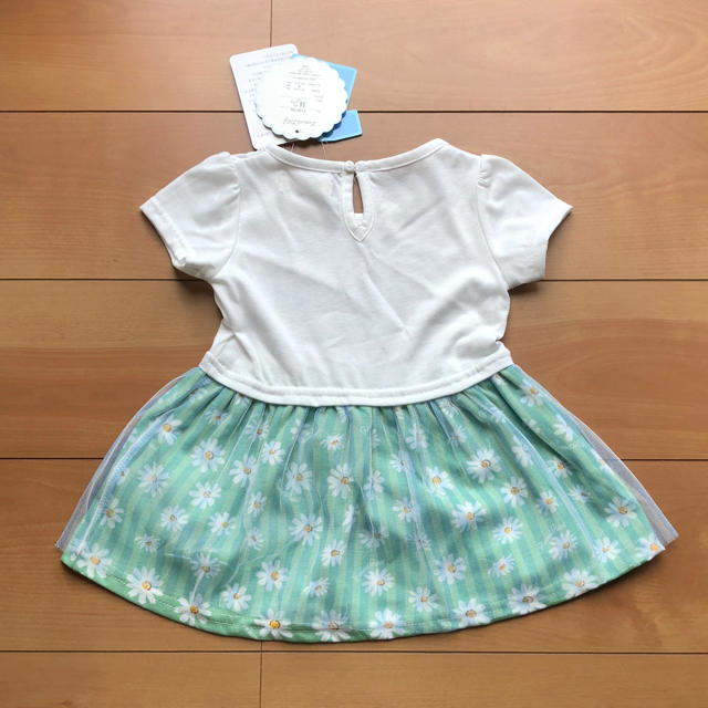 新品・未使用 La petit Lilly ワンピース 90 キッズ/ベビー/マタニティのキッズ服女の子用(90cm~)(ワンピース)の商品写真