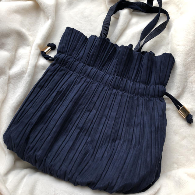 LEPSIM(レプシィム)のレプシィム巾着紺色鞄 レディースのバッグ(トートバッグ)の商品写真