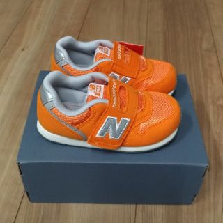 ニューバランス(New Balance)の箱なし　ニューバランス ベビー スニーカー
16.0cm オレンジ
(スニーカー)