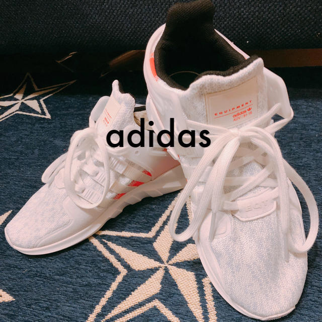 adidas(アディダス)の海外購入☆ NEW kids adidas キッズ アデイダス スニーカー キッズ/ベビー/マタニティのキッズ靴/シューズ(15cm~)(スニーカー)の商品写真