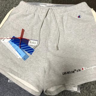 オフホワイト(OFF-WHITE)の正規品 オフホワイト×チャンピオン Msize(ショートパンツ)