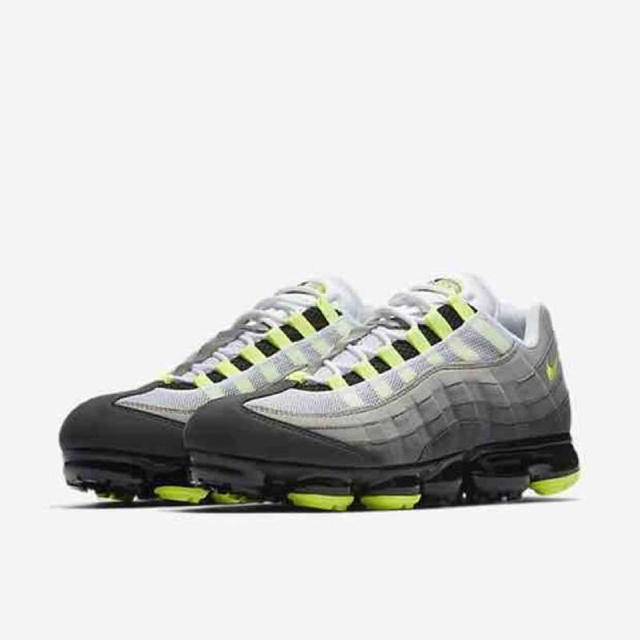 NIKE(ナイキ)の28cm NIKE air vapor max 95 OG NEON  メンズの靴/シューズ(スニーカー)の商品写真