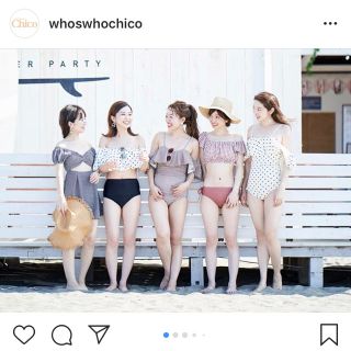 フーズフーチコ(who's who Chico)のパフスリーブオフショルワンピース(水着)