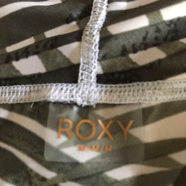 Roxy(ロキシー)のロキシー✨ラッシュガード スポーツ/アウトドアのスポーツ/アウトドア その他(サーフィン)の商品写真