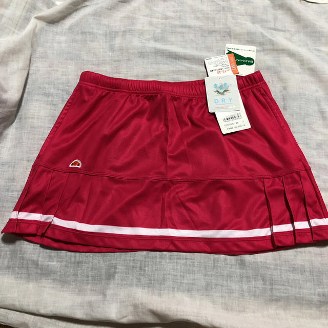 ellesse(エレッセ)のエレッセ    スコート 新品！ スポーツ/アウトドアのテニス(ウェア)の商品写真