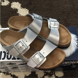 ビルケンシュトック(BIRKENSTOCK)のビルケンシュトック アリゾナ シルバー 35(サンダル)