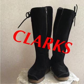 クラークス(Clarks)のCLARKS ブーツ スウェード ブラック クラークス レア 23.5㎝(ブーツ)