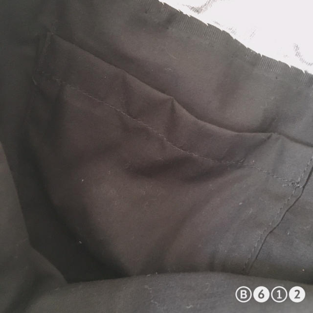 Kastane(カスタネ)のシルバー ショルダーバッグ 巾着バッグ レディースのバッグ(ショルダーバッグ)の商品写真