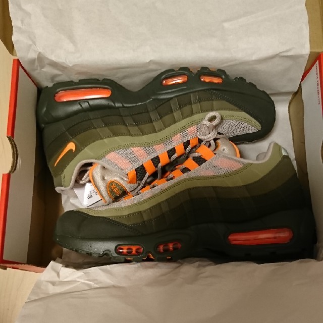 NIKE(ナイキ)のNIKE AIR MAX 95 OG US9.5 27.5 メンズの靴/シューズ(スニーカー)の商品写真