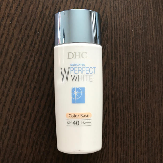 DHC(ディーエイチシー)のDHC 薬用 PW カラーベース ベージュ コスメ/美容のベースメイク/化粧品(化粧下地)の商品写真