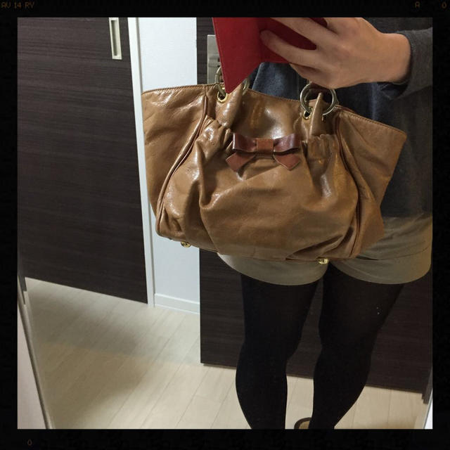 DIANA(ダイアナ)のダイアナ リボンのブラウンバッグ レディースのバッグ(ハンドバッグ)の商品写真