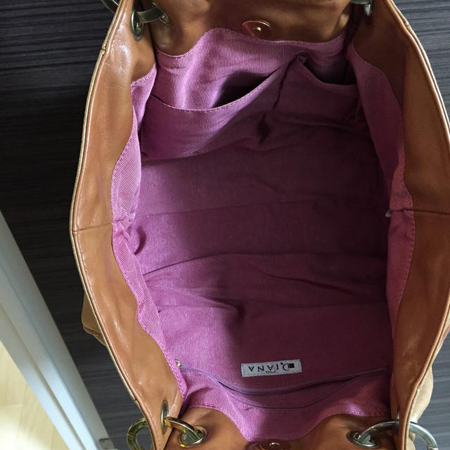 DIANA(ダイアナ)のダイアナ リボンのブラウンバッグ レディースのバッグ(ハンドバッグ)の商品写真