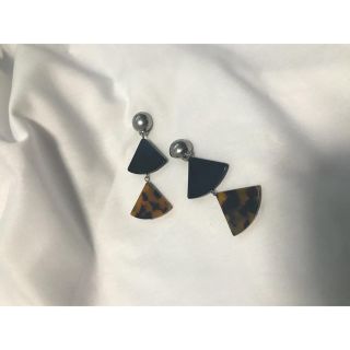 スライ(SLY)のSLY 大ぶりイヤリング❤︎ シルバーアクセ(イヤリング)