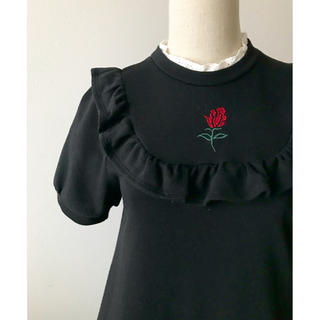 アンクルージュ(Ank Rouge)のAnk Rouge ヨーク襟バラ刺繍Aラインワンピース(ひざ丈ワンピース)