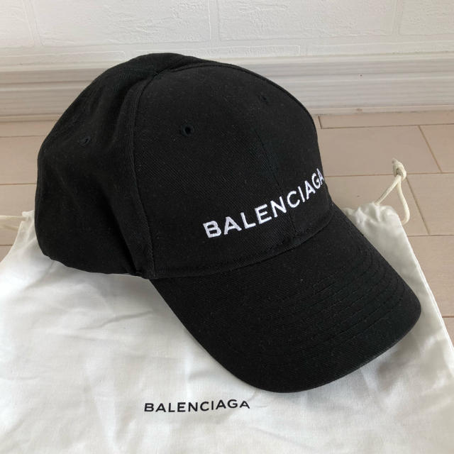 オープニング 大放出セール Balenciaga ブラック ベースボールキャップ