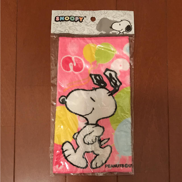 SNOOPY(スヌーピー)のスヌーピー タオルハンカチ【未使用】 エンタメ/ホビーのアニメグッズ(タオル)の商品写真