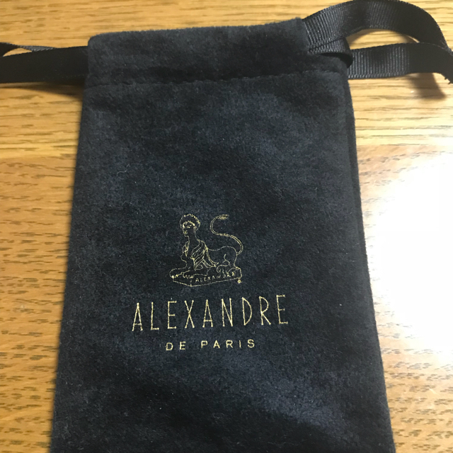 Alexandre de Paris(アレクサンドルドゥパリ)のアレクサンドル ドゥ パリ  ピンクカメリアバレッタ 新品 レディースのヘアアクセサリー(バレッタ/ヘアクリップ)の商品写真