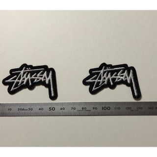 ステューシー(STUSSY)の《新品》STUSSY アイロン ワッペン 2個セット(各種パーツ)