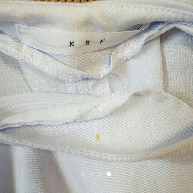 KBF(ケービーエフ)のKBF フレアスリーブ プルオーバー トップス レディースのトップス(シャツ/ブラウス(半袖/袖なし))の商品写真