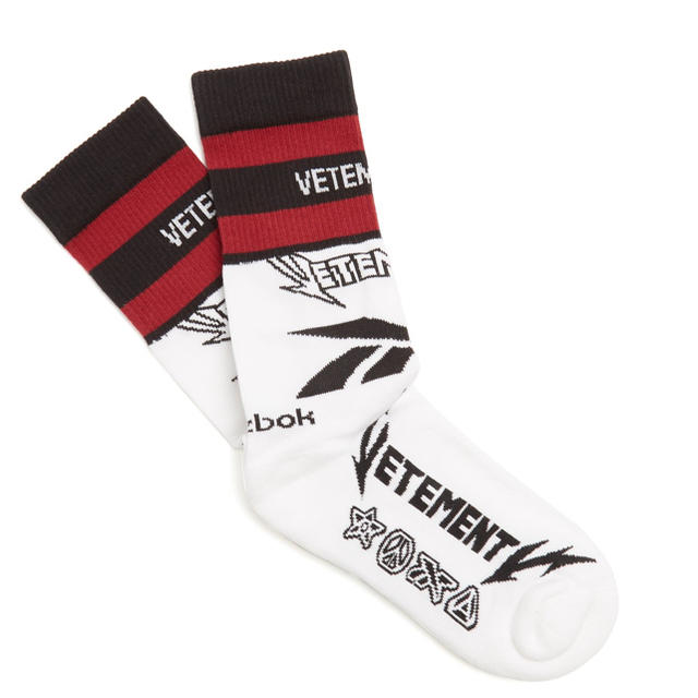 新品【 VETEMENTS X Reebok 】 Cut-Up socks
